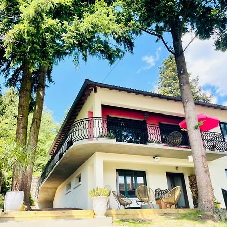 La Madeleine Bed & Breakfast Amplepuis Екстериор снимка